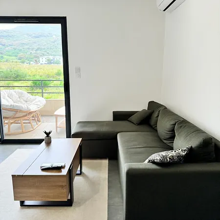 Calme Et Agreable Apartment *
